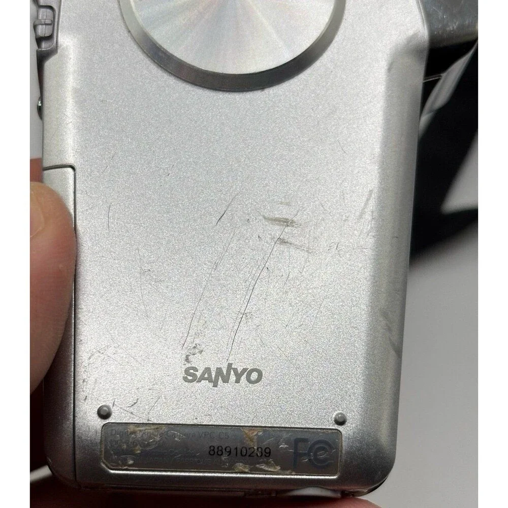 Sanyo Xacti VPC-C5 Digital MP4 Movie Still Camera 5 x Optical Zoom TESTED